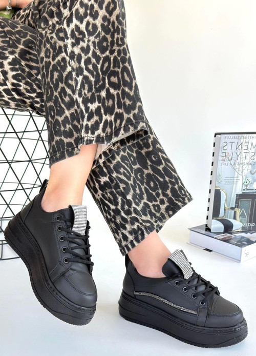 Leope Siyah Cilt Bağcıklı Spor Ayakkabı