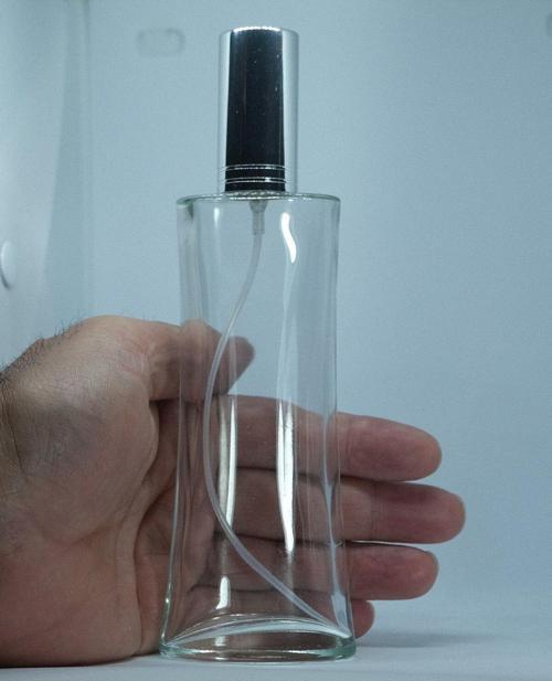 Parfüm Şişesi 100 Ml (3 Adet) (Tekrar Doldurulabilir) Gri Kapak Metal Valf Eyfel Boş Şişe