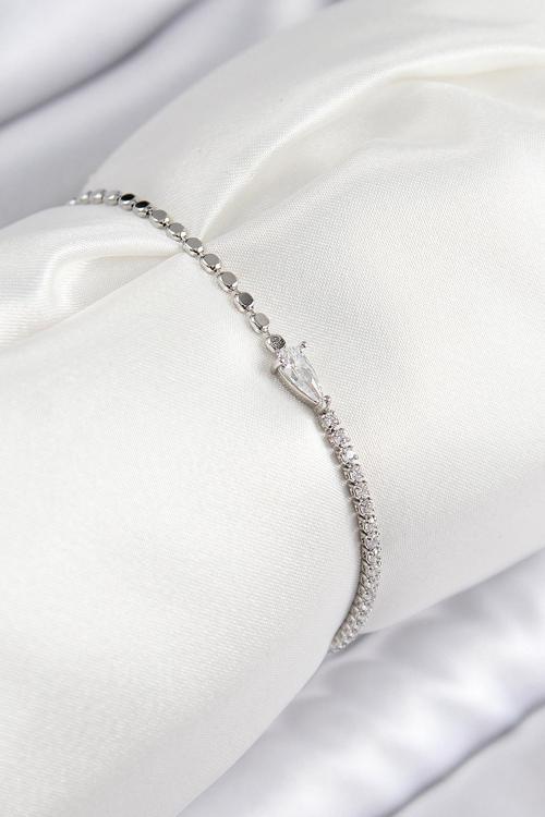 Pirinç Zirkon Taşlı Damla Model Ezme Zincir Gümüş Renk Kadın Bileklik - EBJ250726W36892
