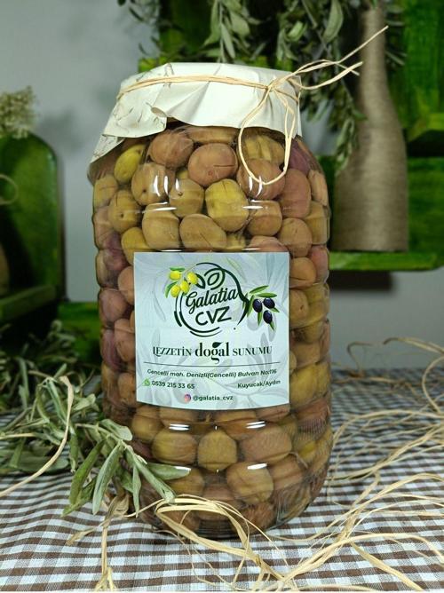 Aydın Yöresi Manzalina Cinsi Sofralık Tatlandırılmış Çizik Zeytin (2 Kg)
