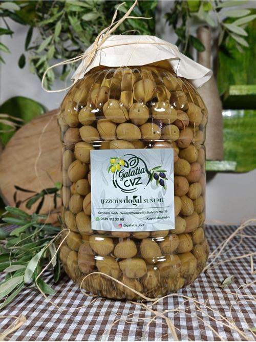 Aydın Yöresi Memecik Cinsi Sofralık Tatlandırılmış Çizik Zeytin (3 Kg)