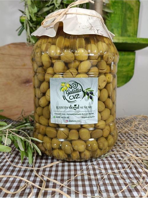 Aydın Yöresi Gemlik Cinsi Sofralık Tatlandırılmış Kırma Yeşil Zeytin (3 Kg)