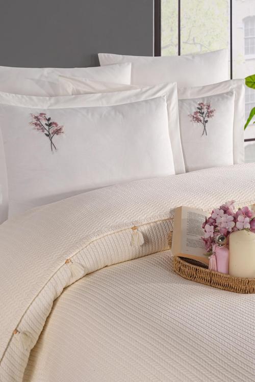 Newhome Çift Kişilik Saçaklı El Nakışlı %100 Pamuk Lüx Pike Takımı Krem