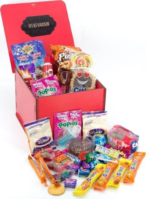 Babalar Günü Nostaljik Kırmızı Ahşap Hediye Kutusu Küçük Boy ( İyi ki Varsın Yazılı )