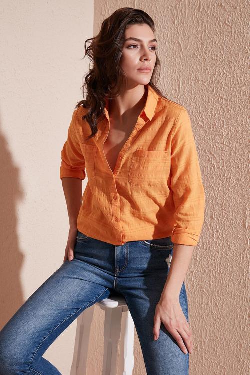Pamuklu Çift Cepli Slim Fit Katlanabilir Kollu İnce Bayan Gömlek 514257520 ORANGE
