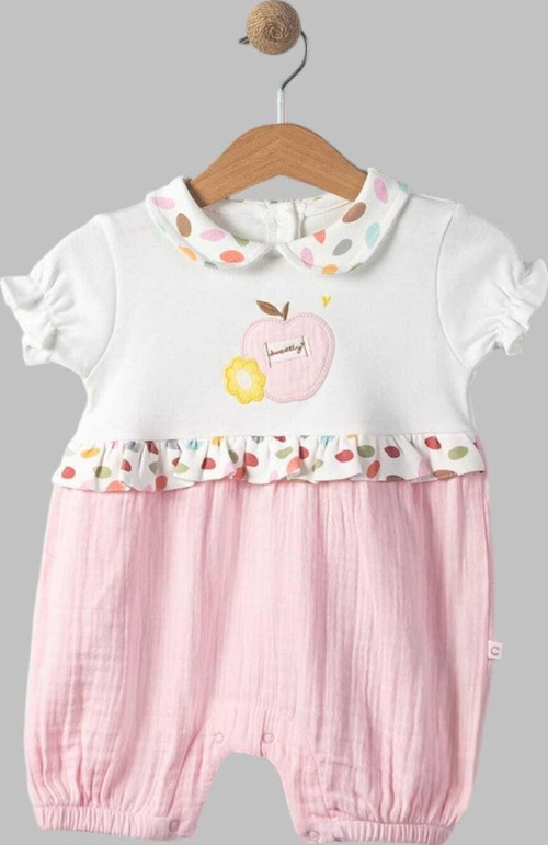 Organik Pamuk Bebe Yaka Elma Nakışlı Altı Müslin Kısa Kollu Kız Bebek Tulum 0-3/3-6/6-9/9-12 Aylık