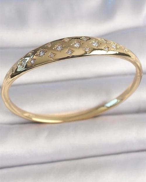 Pirinç Gold Renk Zirkon Taşlı Yıldız İşlemeli Kadın Kelepçe