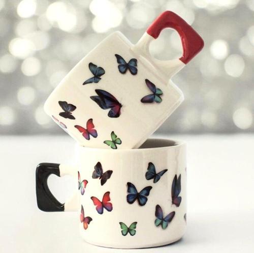 Uçan Kelebekler Baskılı El Yapımı Siyah-Kırmızı Kalp Kulplu Kupa Bardak / Mug - Çay & Kahve Fincanı 