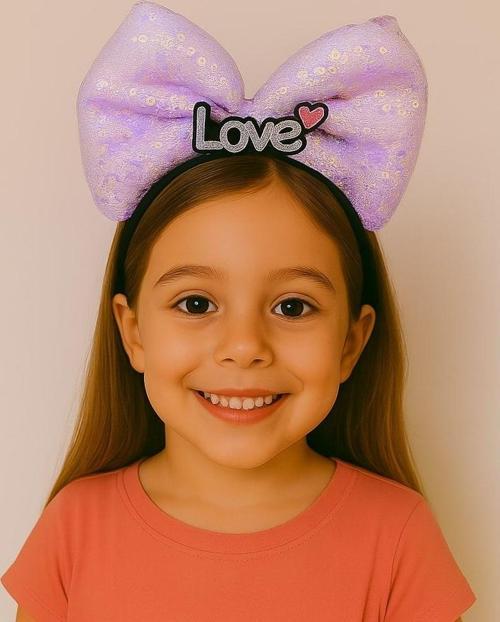 Nessiworld LED Işıklı Love Yazılı Mor Fiyonk Taç – Kız Çocuk Parti Tacı