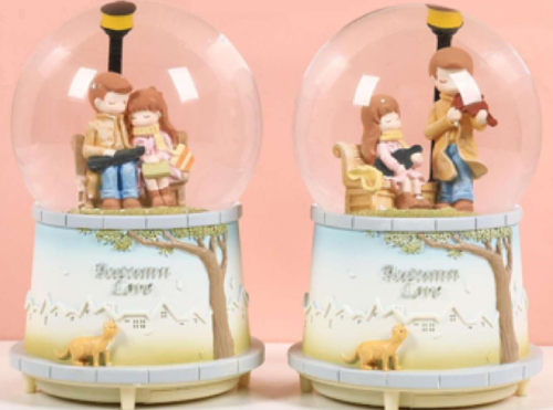 Büro Ev Ofis Dekoru için Maksi Sonbaharda Aşıklar Motif Kar Küresi