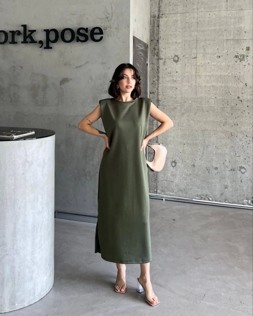 Vatkalı Haki Yeşil Uzun Boy Sıfır Kol Salaş Şık Elbise
