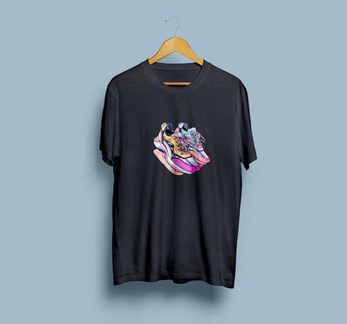 Oversize Koşu Ayakkabısı tasarım unisex T-shirt