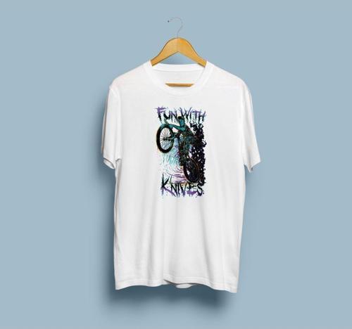 Oversize Fun With Knives Bisiklet tasarımlı unisex T-shirt