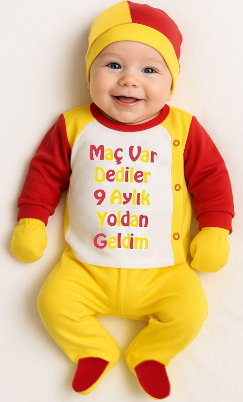 Bebek Taraftar Temalı Hastane Çıkışı 4'Lü Zıbın Takımı %100 Pamuk Yenidoğan Set