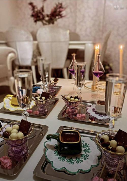 6’Lı Kare Paslanmaz Çelik Kahve Servis Sunum Tepsi & Tabağı (21X21Cm)