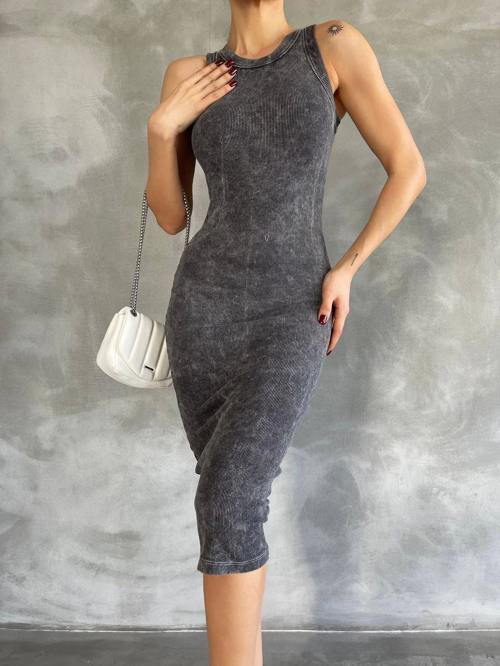 Halter Yaka Koyu Gri Asit Yıkamalı Midi Boy Elbise
