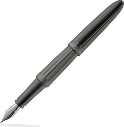 ​​​​​​​Diplomat D40314025 Aero Gri Dolma Kalem, Medium Uç
