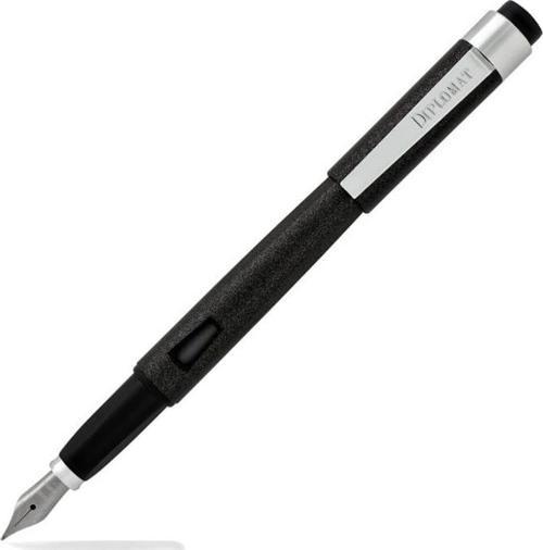 ​​​​Diplomat D40902028 Magnum Soft Touch Beyaz Dolma Kalem, Bold Uç