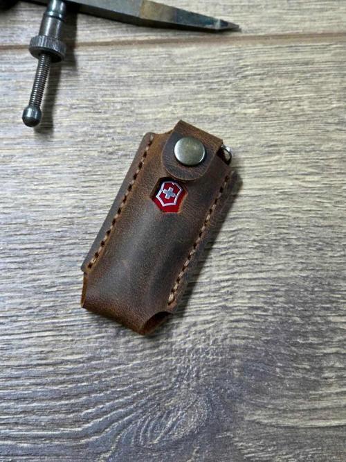0.6223 Çakılar ile uyumlu El Yapımı Deri Kılıf, Koyu Kahve