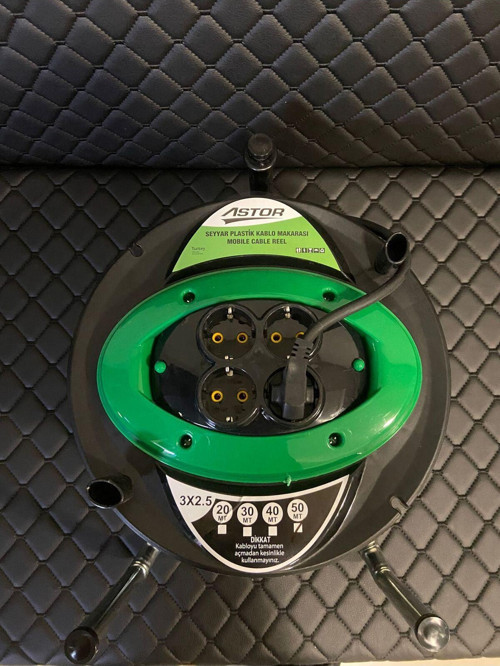 Makaralı Kablo 3X2.5 20Mt