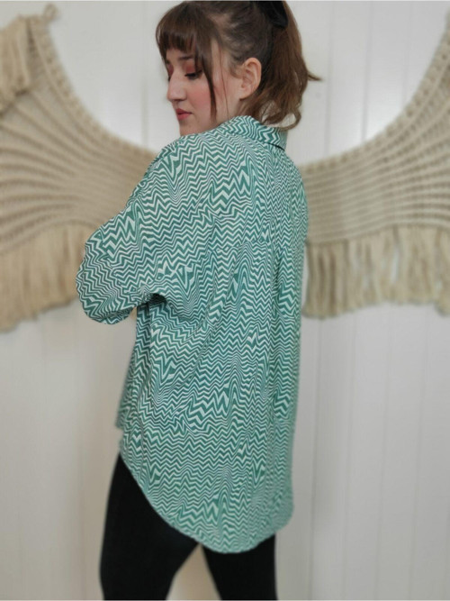 Oversize Desenli Yeşil-Beyaz Cepli Gömlek
