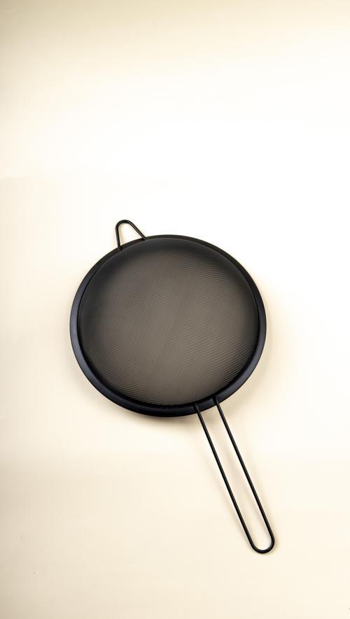 Mirano Saplı Çelik Süzgeç Siyah 22cm