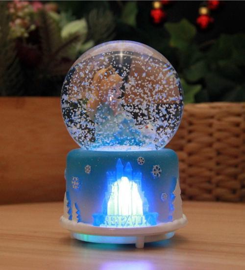 Frozen Şatolu Işıklı ve Müzikli Kar Küresi Büyük Boy