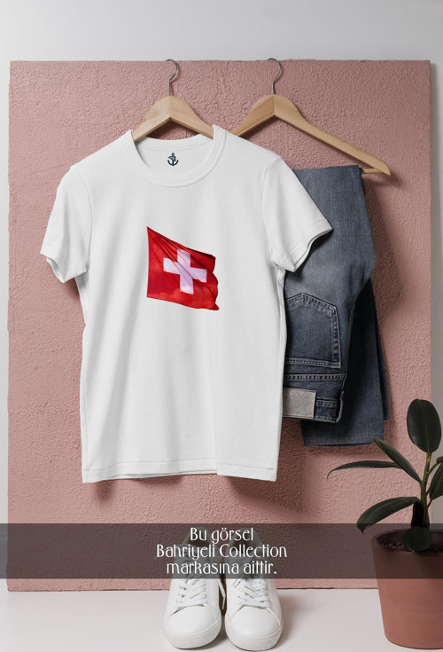 Oversize İsviçre Bayrağı Tasarımlı Unisex T-Shirt
