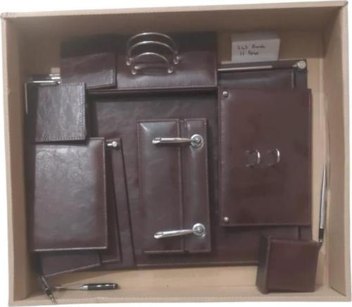 W965 Aras 8 Parça Suni Deri Sümen Takımı Bordo