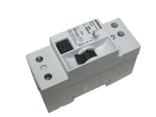 1X40A 300 mA YANGIN KORUMA ROLESİ(5SV4614-0)