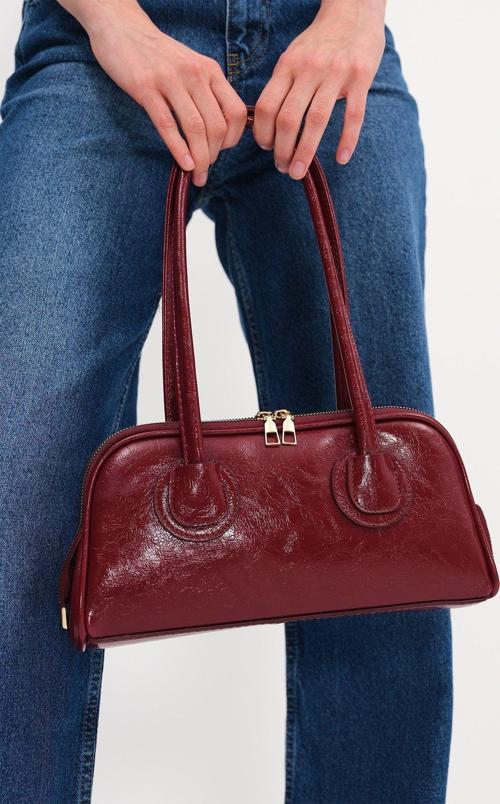 Retro Tarz Bordo Yumuşak Parlak Rugan Deri Uzun Taşıma Saplı Omuz, Kol Ve El Çantası