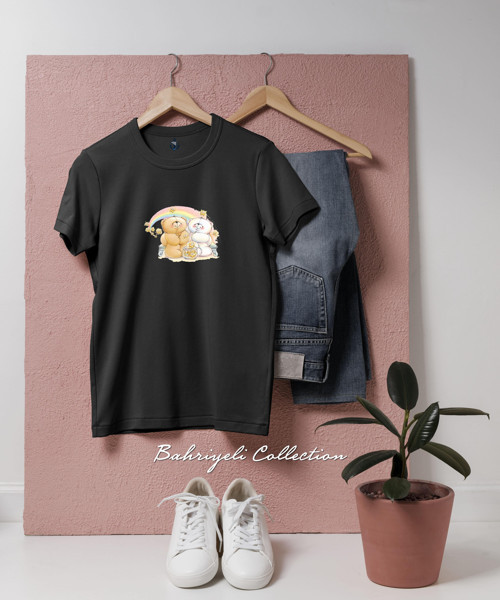 Oversize bankta oturan iki ayı Tasarımlı Unisex T-Shirt