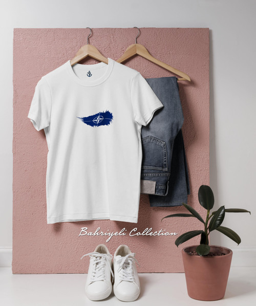Oversize NATO Symbol Tasarımlı Unisex T-Shirt