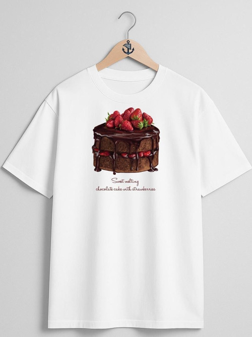 Oversize Çilekli Ve Çikolatalı Pasta Göğüs Tasarımlı Unisex T-Shirt