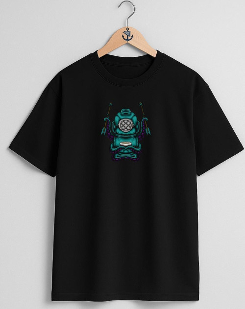 Oversize Mecha Octopus Diver Dalgıç Göğüs Tasarımlı Unisex T-Shirt