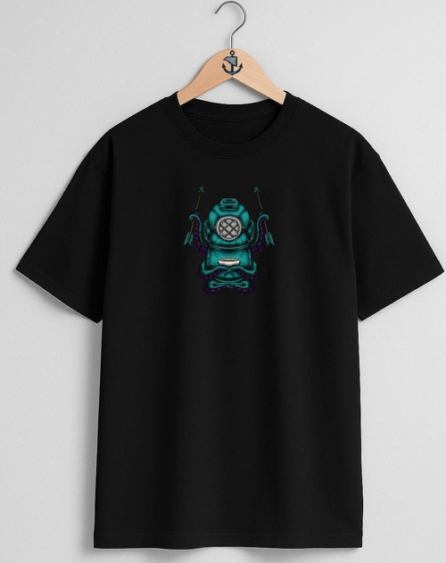Oversize Mecha Octopus Diver Dalgıç Göğüs Tasarımlı Unisex T-Shirt