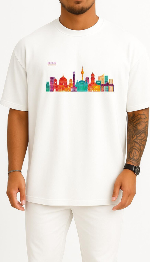 Oversize Berlin Victor İllüstrasyon Göğüs Tasarımlı Unisex T-Shirt