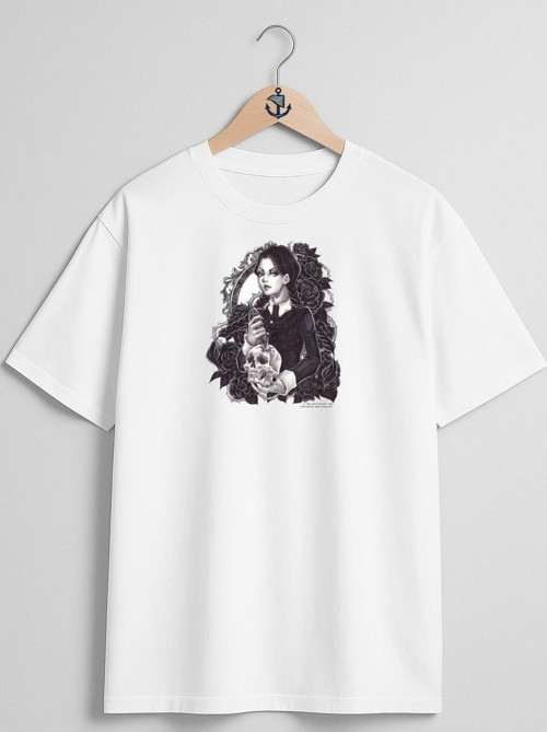 Oversize Wednesday Addams Morticia Addams Göğüs Tasarımlı Unisex T-Shirt
