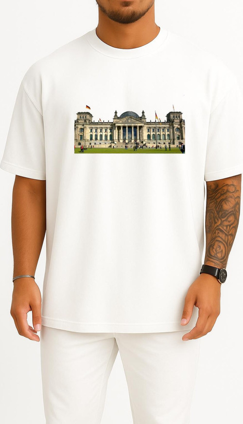 Oversize Erlin, Almanya, Rönesans Göğüs Tasarımlı Unisex T-Shirt