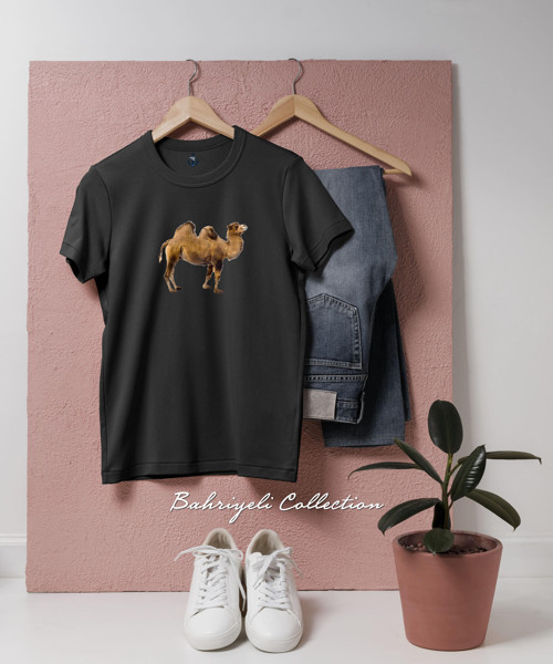 Oversize deve camel Tasarımlı Unisex T-Shirt