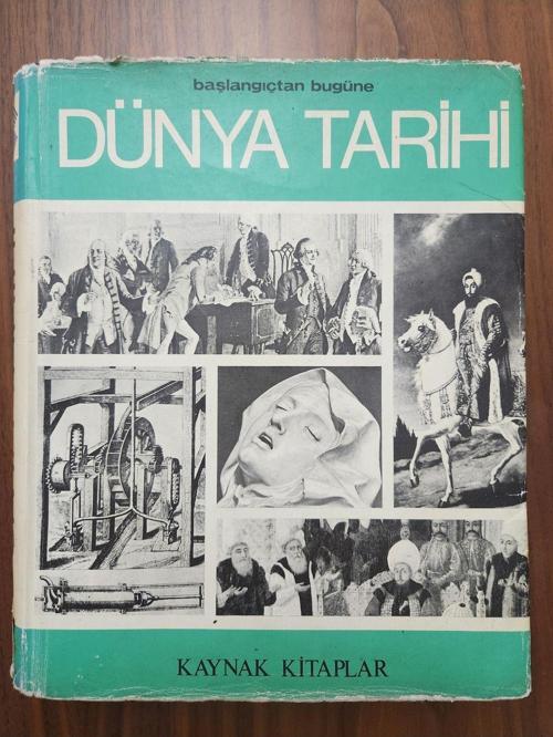 Dünya Tarihi Nezihe Araz 485 Sayfa. Cilt 2. 1974 Baskı Kalın Kapaklı Resimli Kitap