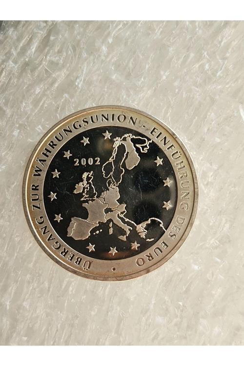 Alman Nadir Euroya Geçiş Hatıra Madalya 3.5Cm Çap. Tertemiz Durumda Nadir Ve Ağır Bir