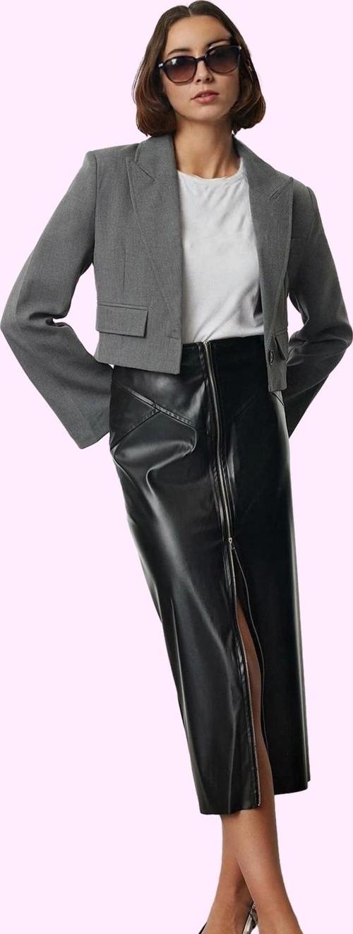 Kadın Midi Boy Suni Deri Kalem Etek Fermuar Detaylı Günlük Şıklık Yaz Aylarının Vazgeçilmezi