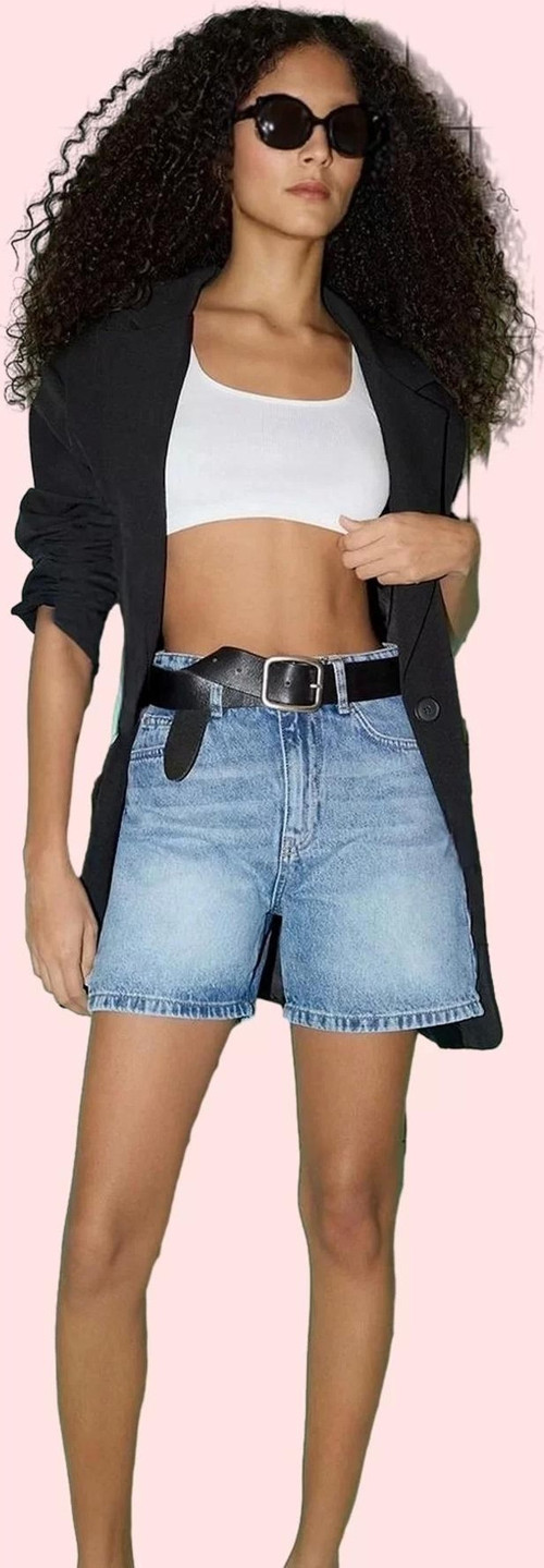 Kadın Denim Şort Geniş Paça Düz Desen Yaz Aylarının Vazgeçilmezi Günlük Kullanım Hafta Sonu