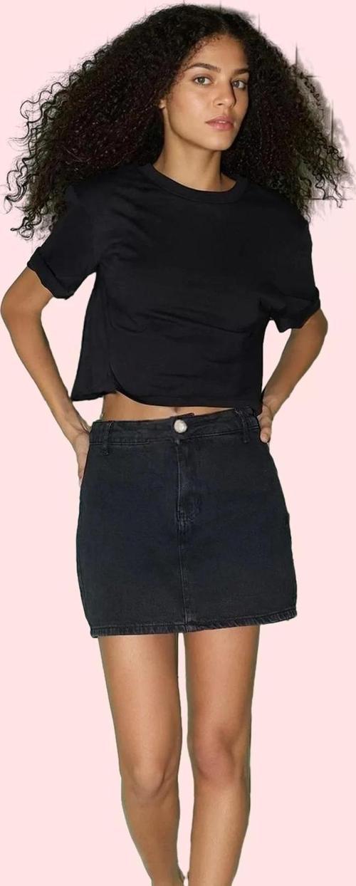 Kadın Yüksek Bel Denim Şort Etek Düz Desen Yaz Aylarının Vazgeçilmezi Stilin Buluştuğu Yer