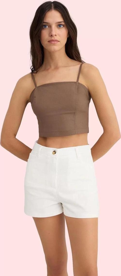 Kadın Pamuklu Gabardin Mini Şort Yüksek Bel Geniş Paça Günlük Kombinler Yaz Aylarının Vazgeçilmezi