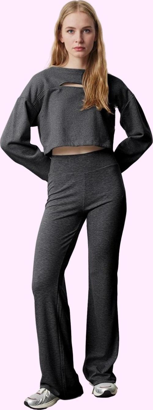 Kadın İspanyol Paça Flare Pantolon Renk Beli Lastikli Günlük Kullanım Yaz Aylarının Vazgeçilmezi