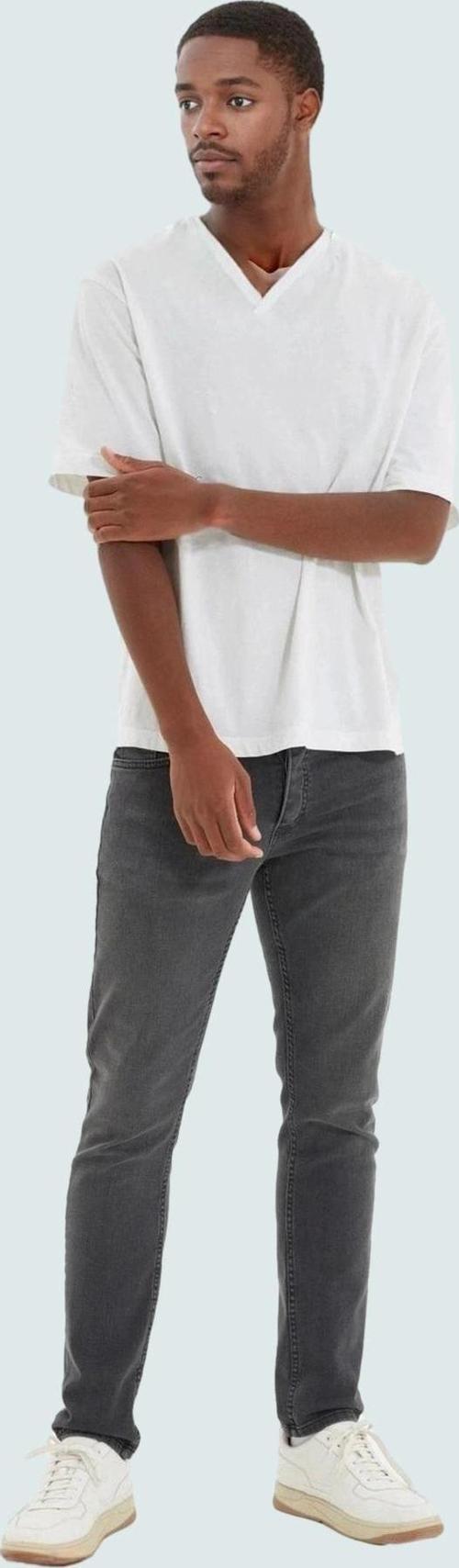 Erkek Skinny Fit Jean Pantolon Esnek Kumaş Dar Kesim Günlük Hafta Sonu Yaz Aylarının Vazgeçilmezi