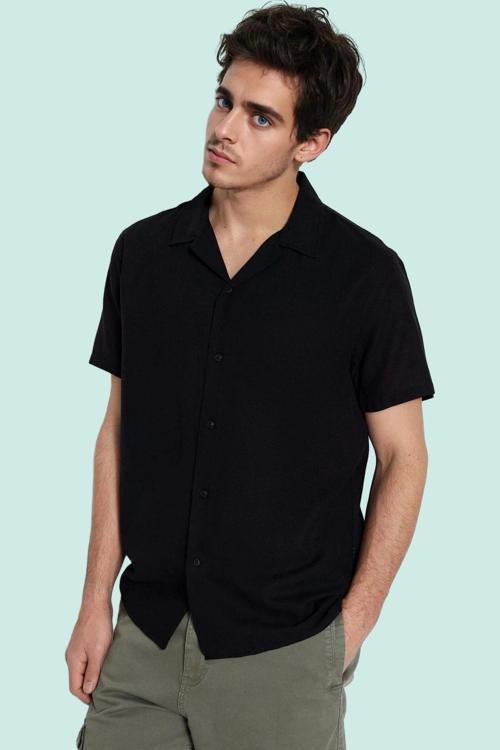 Erkek Basic Relaxed Fit Kısa Kollu Gömlek Pamuklu Günlük Kullanım Yaz Aylarının Vazgeçilmezi