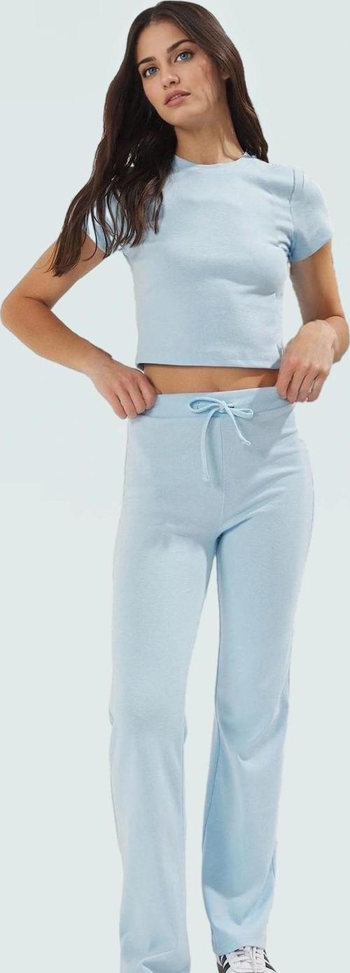 Kadın Bisiklet Yaka Kısa Kollu Pamuklu Polyester Esnek Takım Günlük Kullanım İçin Dayanıklı Malzeme